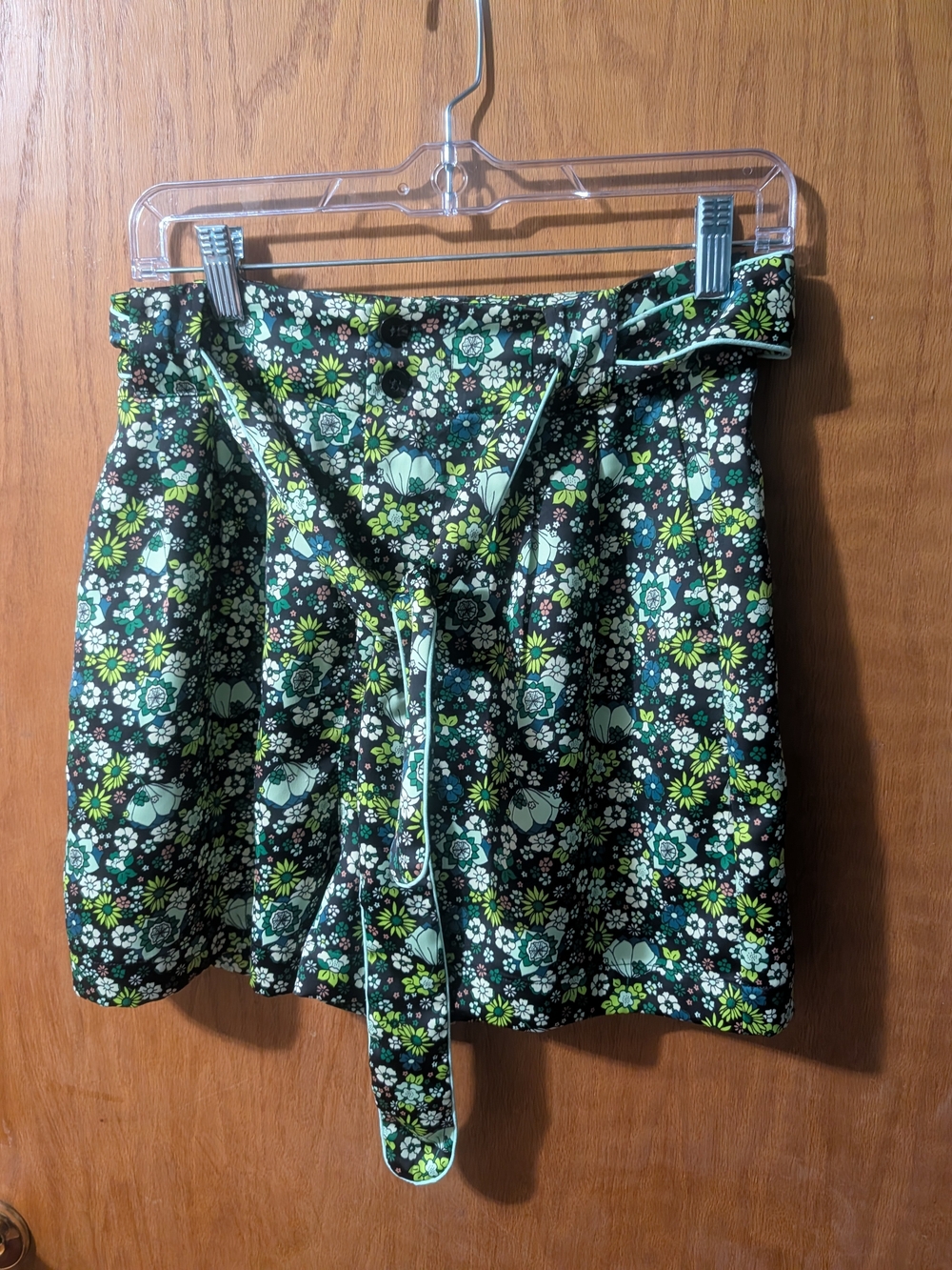 Scotch & Soda Black Floral Tie-Waist Women’s Shorts